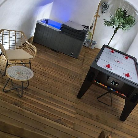 Le Menhir 2 Jacuzzi Spa Terasse Barbecue La Roche-Blanche  외부 사진